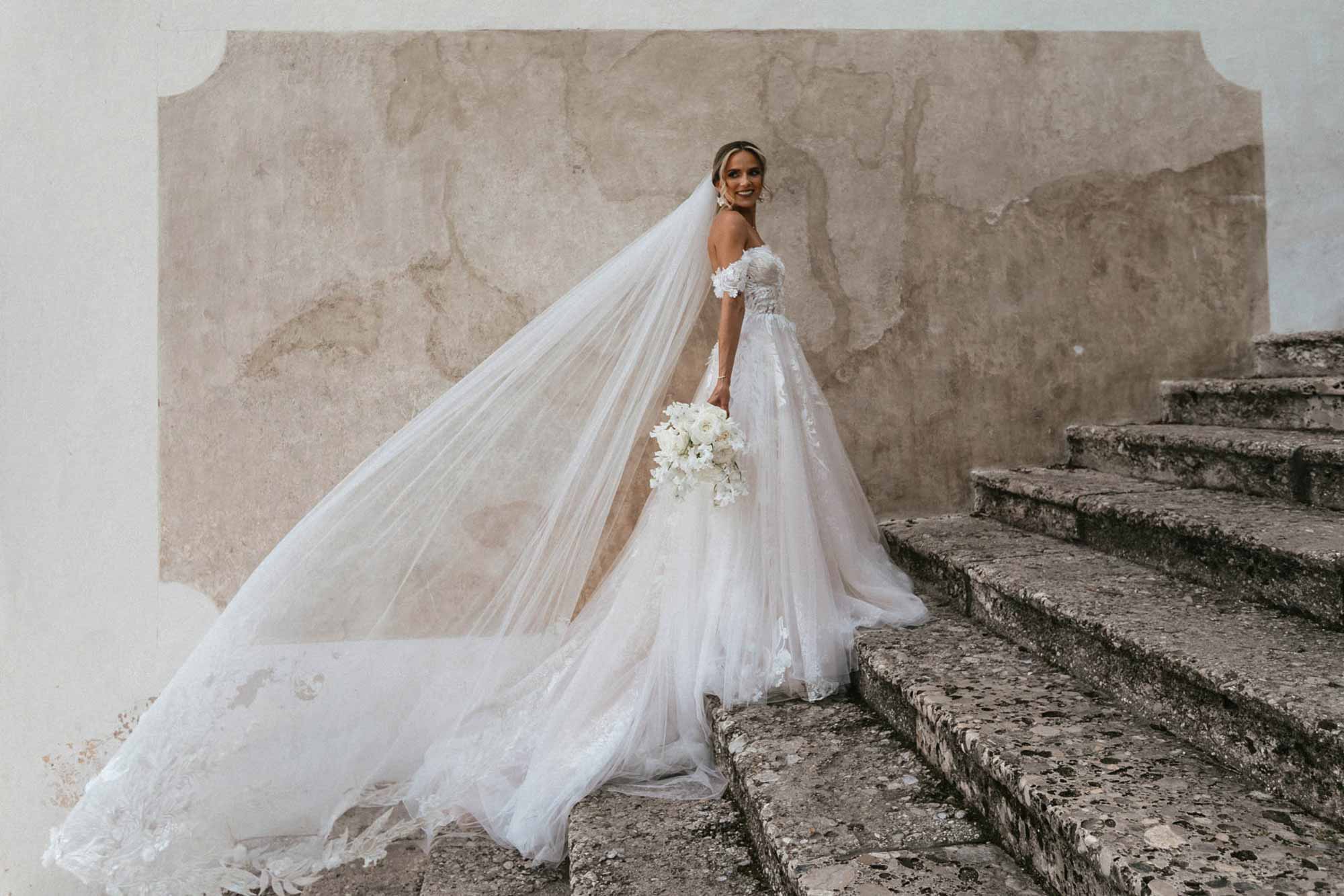 Dress & Jewelry