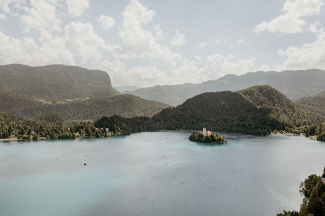 B & A Lake Bled wedding