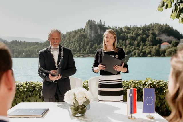 K & M Lake Bled wedding