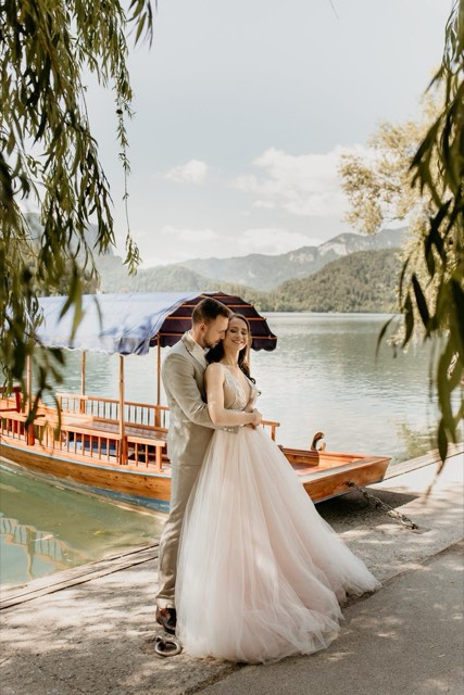 T & N Lake Bled Island Church wedding